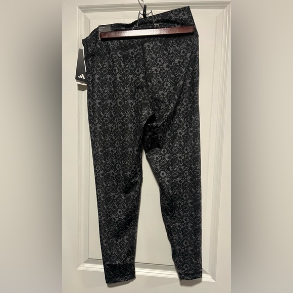 Adidas youth leggings 7/8 length - Picture 3 of 4
